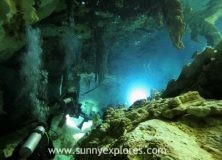 Diving the cenotes in Yucatán Mexico: Cenote Dos Ojos